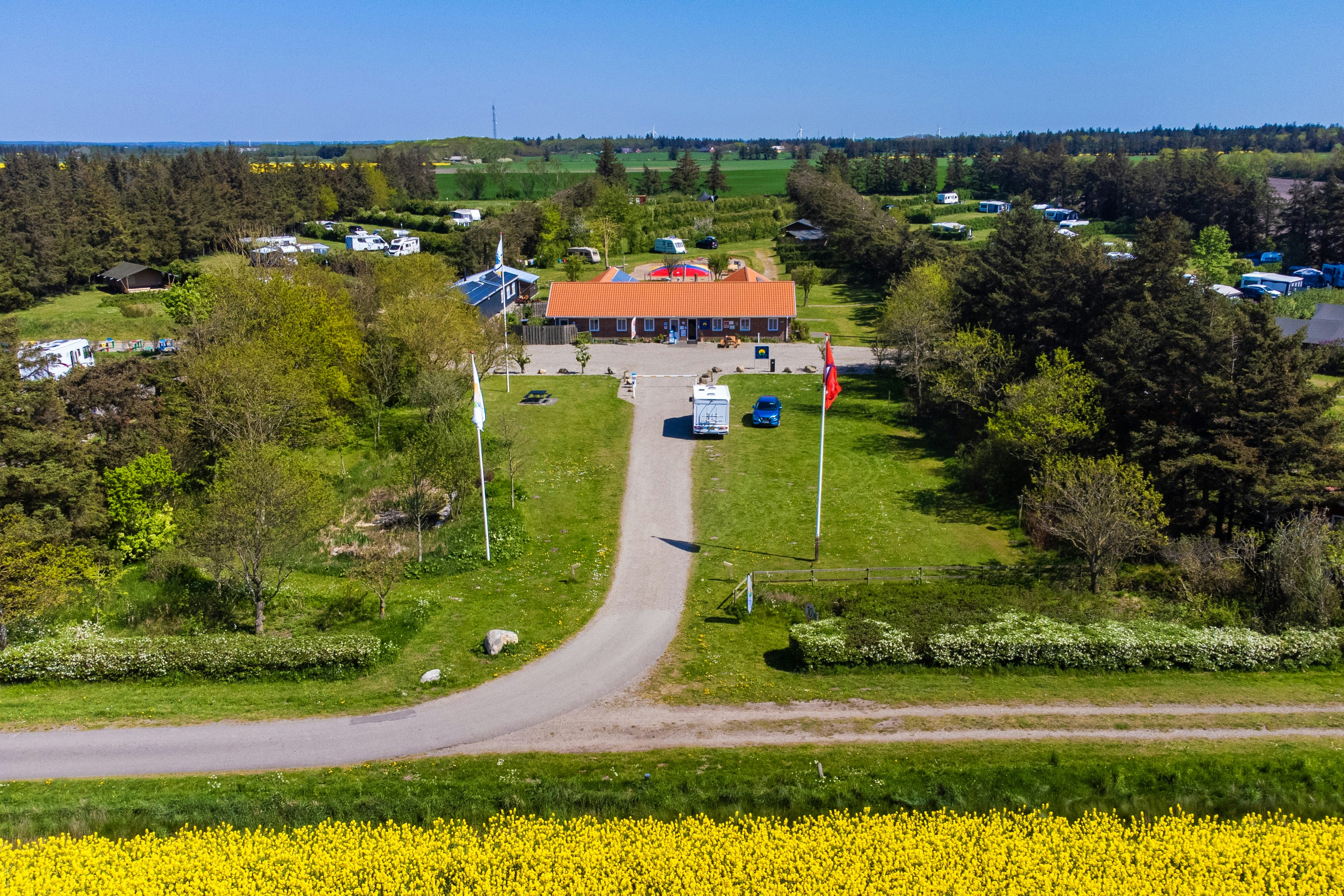 Ballum Camping - Einfahrt des Campingplatzes