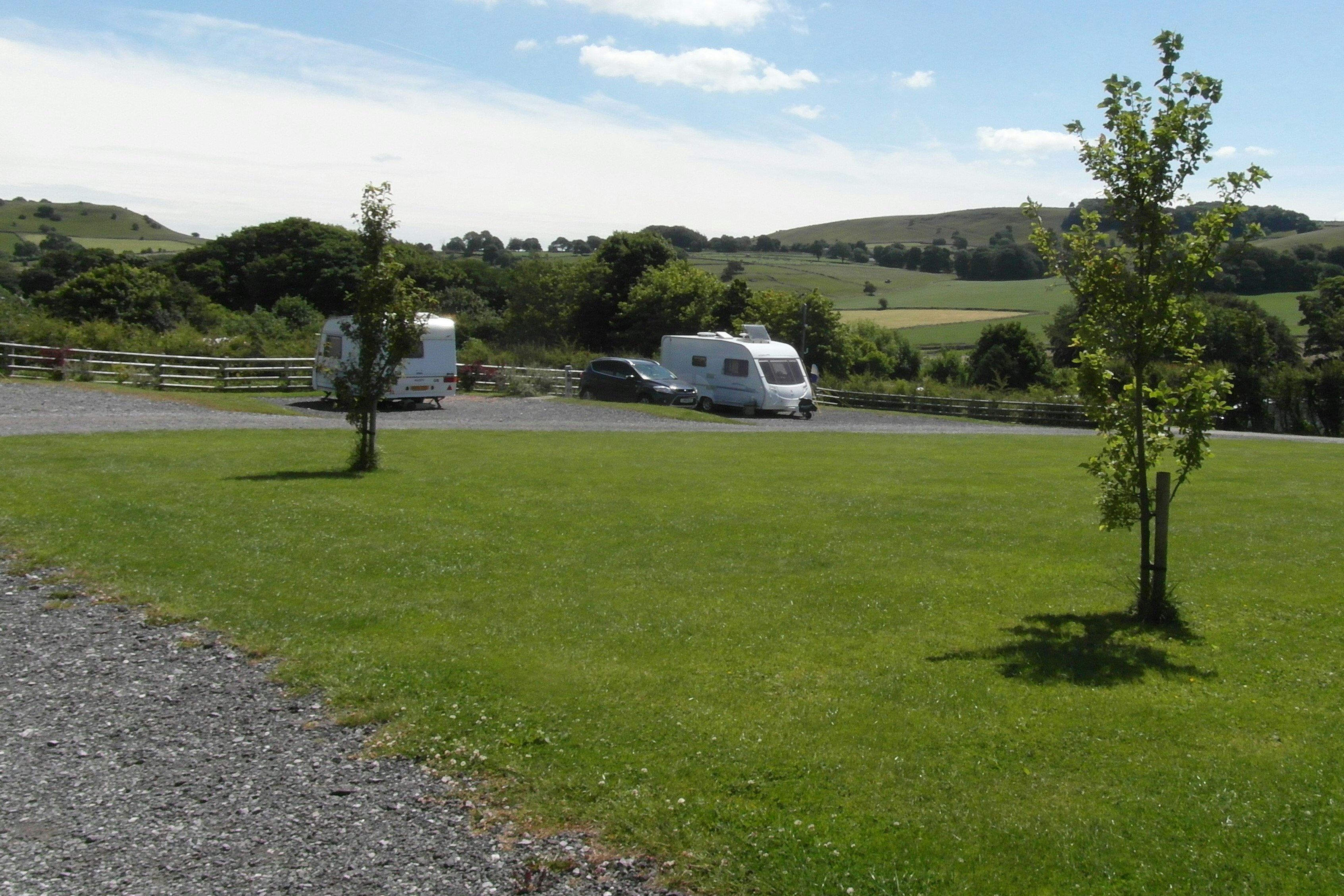 Beech Croft Farm Caravan Park - Stellplätze mit Blick ins Grüne