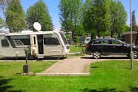 Bellevue Camping -  Wohnwagenstellplätze im Grünen auf dem Campingplatz
