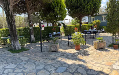Berat Caravan Camping