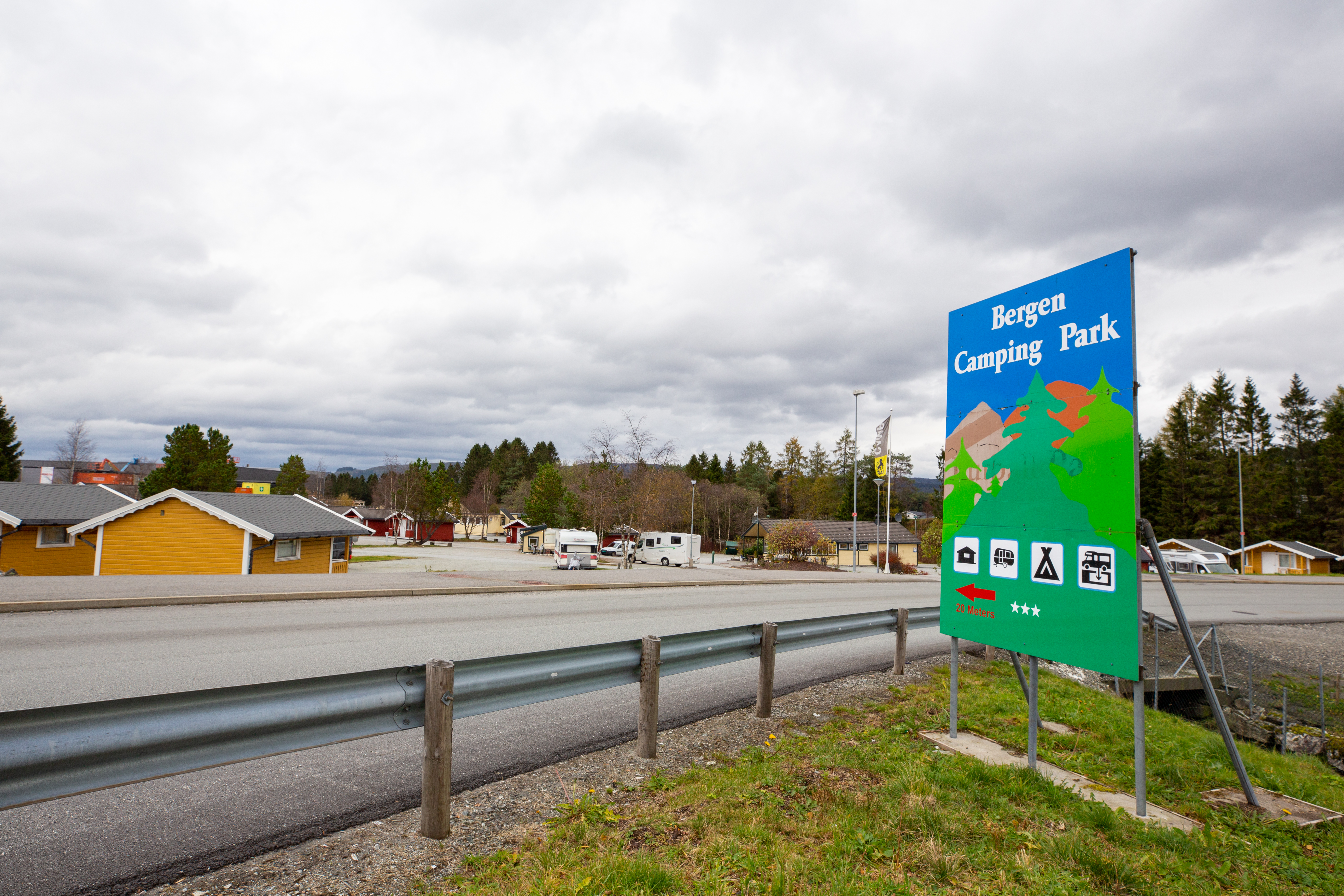 Bergen Camping Park - Einfahrt.jpg