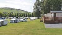 Blair Castle Caravan Park - Stellplätze und Woodland Lodges auf dem Campingplatz im Grünen