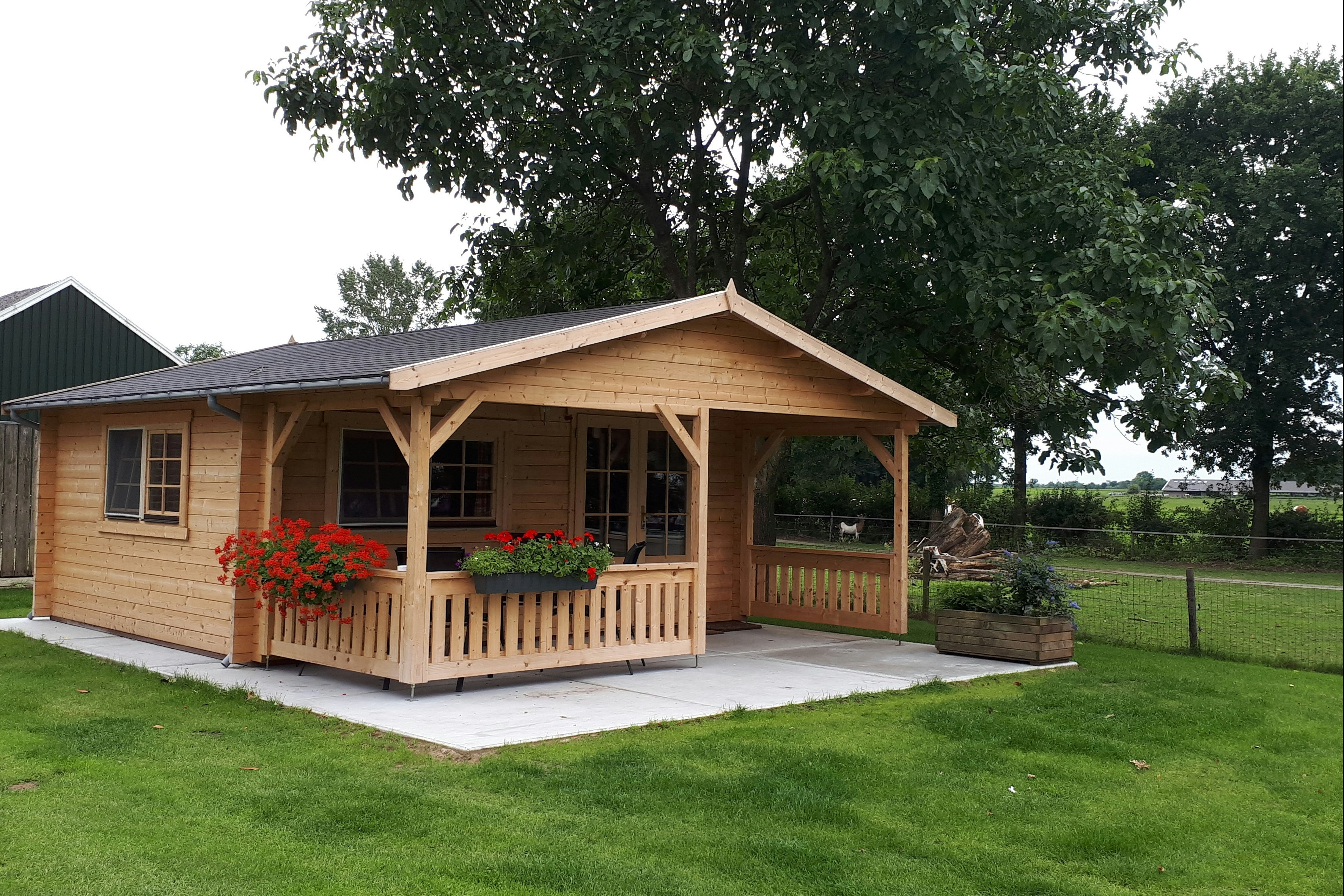 Boerderij Camping 't Bosch - Außenansicht eines Mobilheims