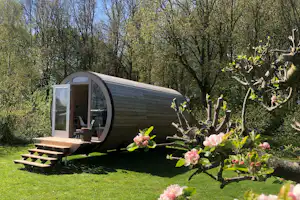 Boerderijcamping De Boergondiër - Mietunterkunft Stamm in Außenansicht