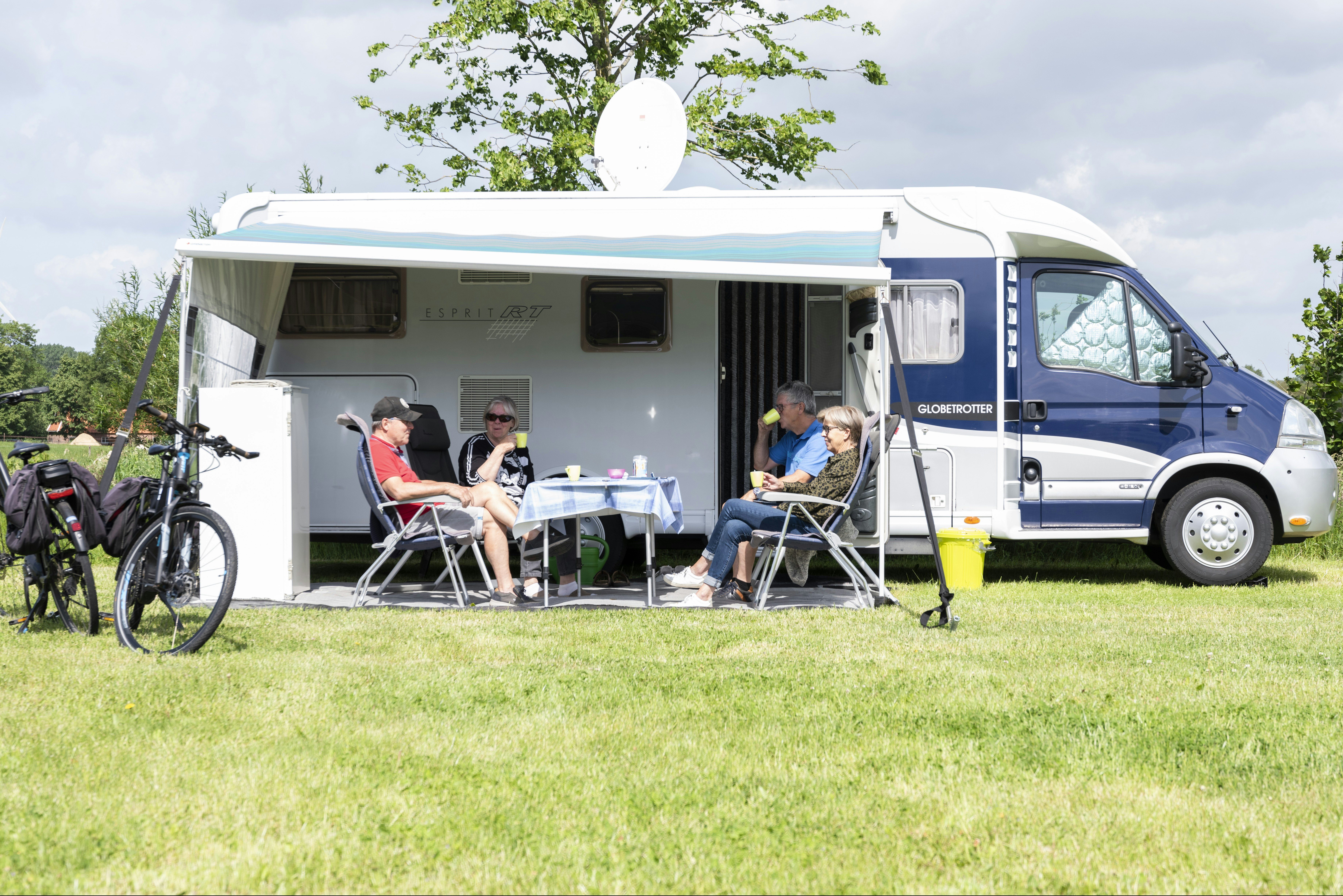 BoerderijCamping De Neeth - Standplatzwiese auf dem Campingplatz