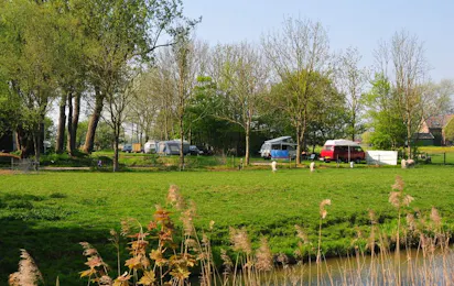 Boerderijcamping Old Huystra State