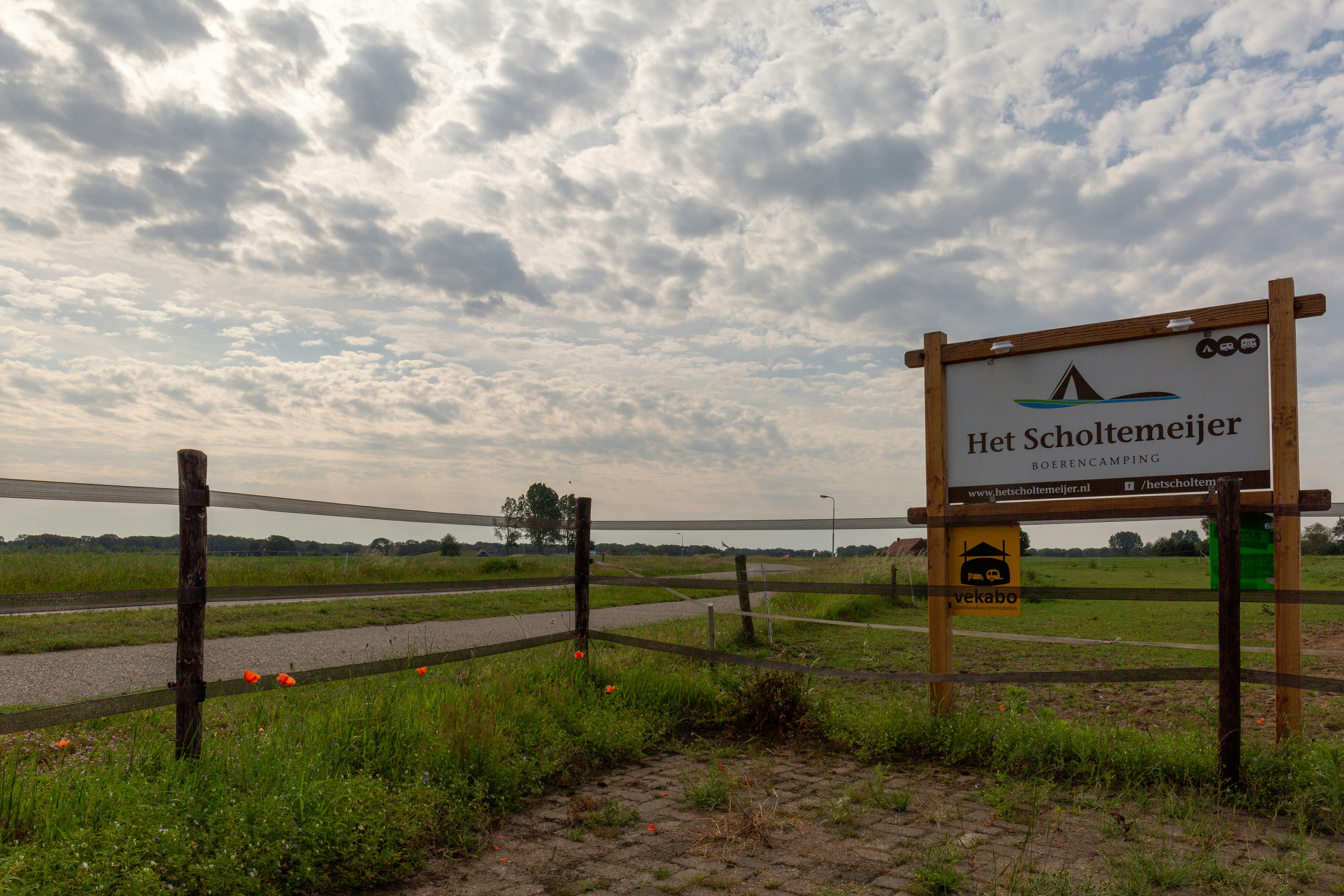 Boerencamping Het Scholtemeijer - Eingang des Campingplatzes