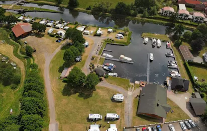 Bootshafen & Campingplatz Eldena