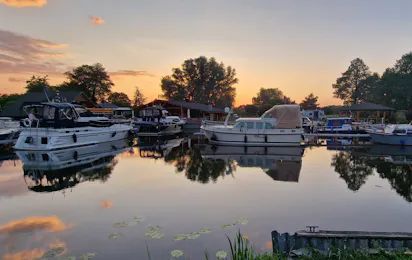 Bootshafen & Campingplatz Eldena