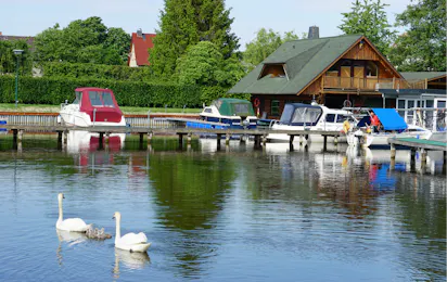 Bootshafen & Campingplatz Eldena