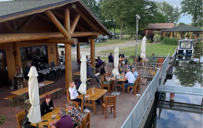 Bootshafen & Campingplatz Eldena