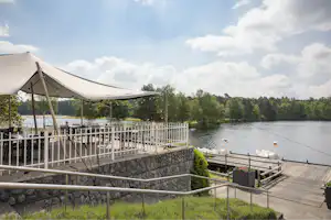 Bospark 't Wolfsven - Restaurant mit Terrasse auf dem Campingplatz