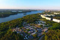 Bredäng Camping Stockholm - Übersicht auf das gesamte Campingplatz Gelände 