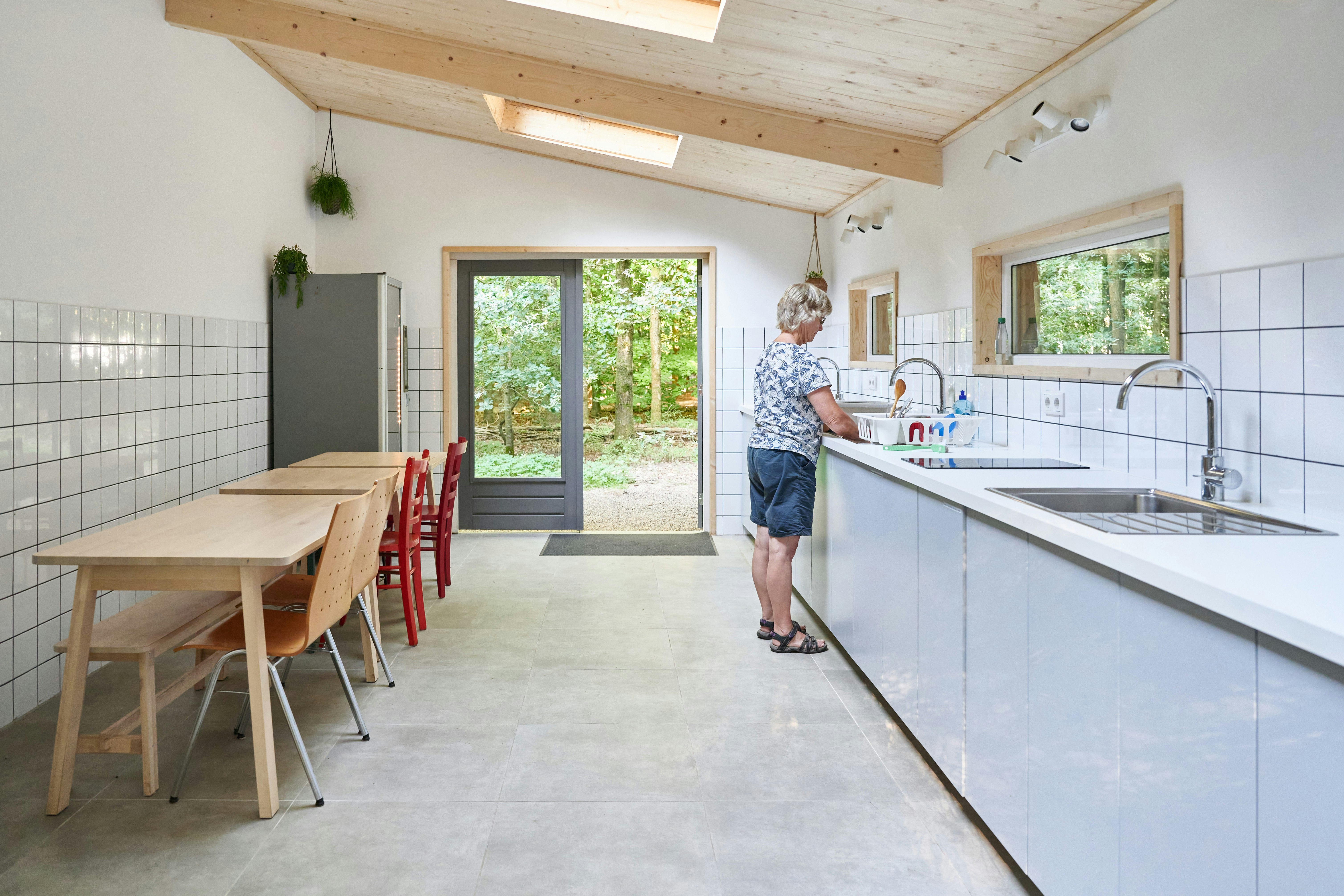 Camping & Lunchcafé Noorderloo  Camping Noorderloo - Gemeinschaftsküche mit Geschirrspülbecken