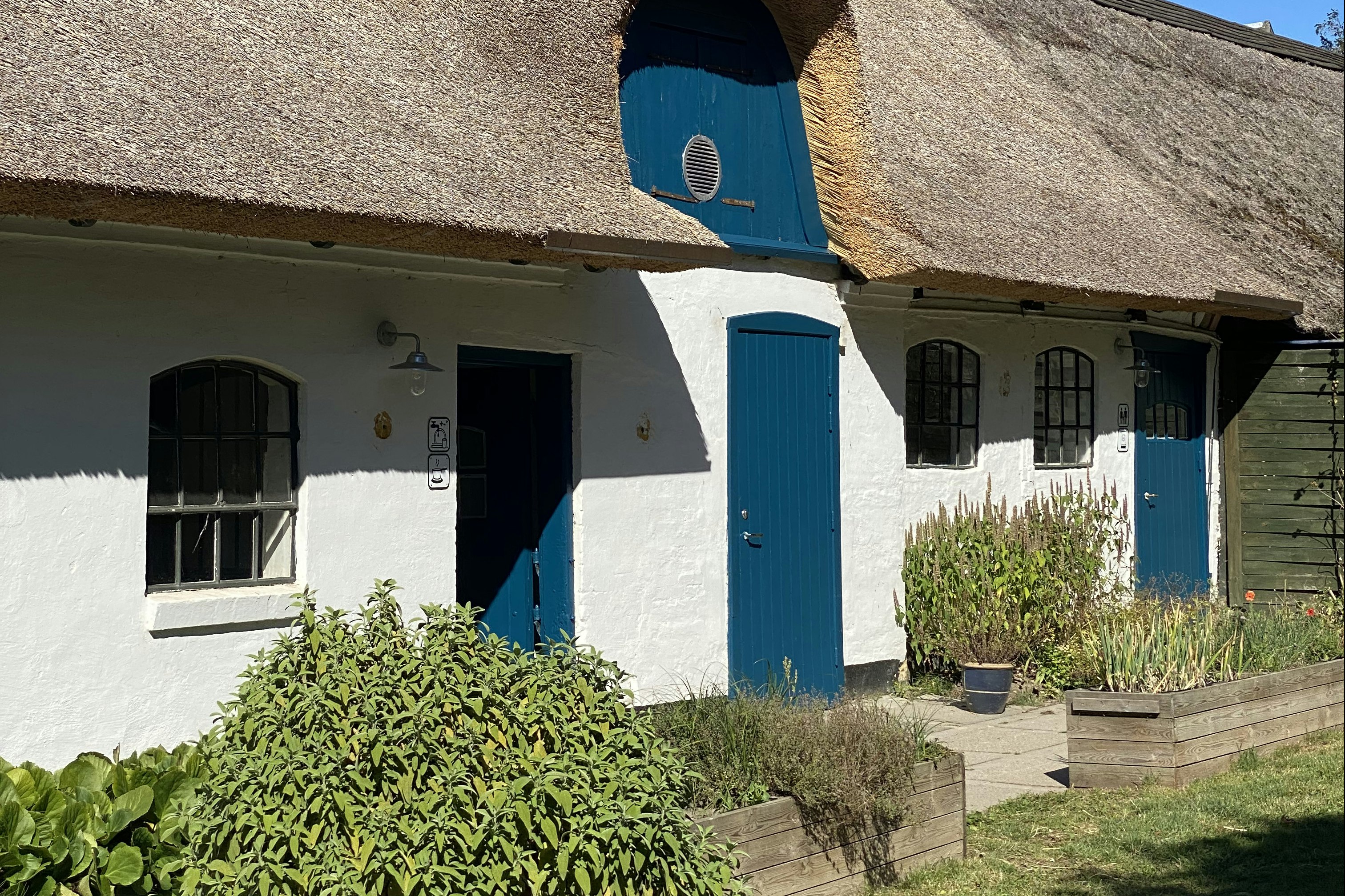 Byaasgaard - Farmshop & Camping - Sanitärblock auf dem Campingplatz