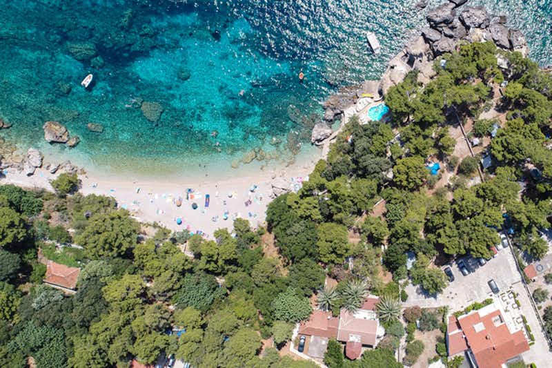 Camp Adriatic - Vogelperspektive auf den Campingplatz, den Strand und das Meer