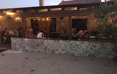 Banovi Dvori