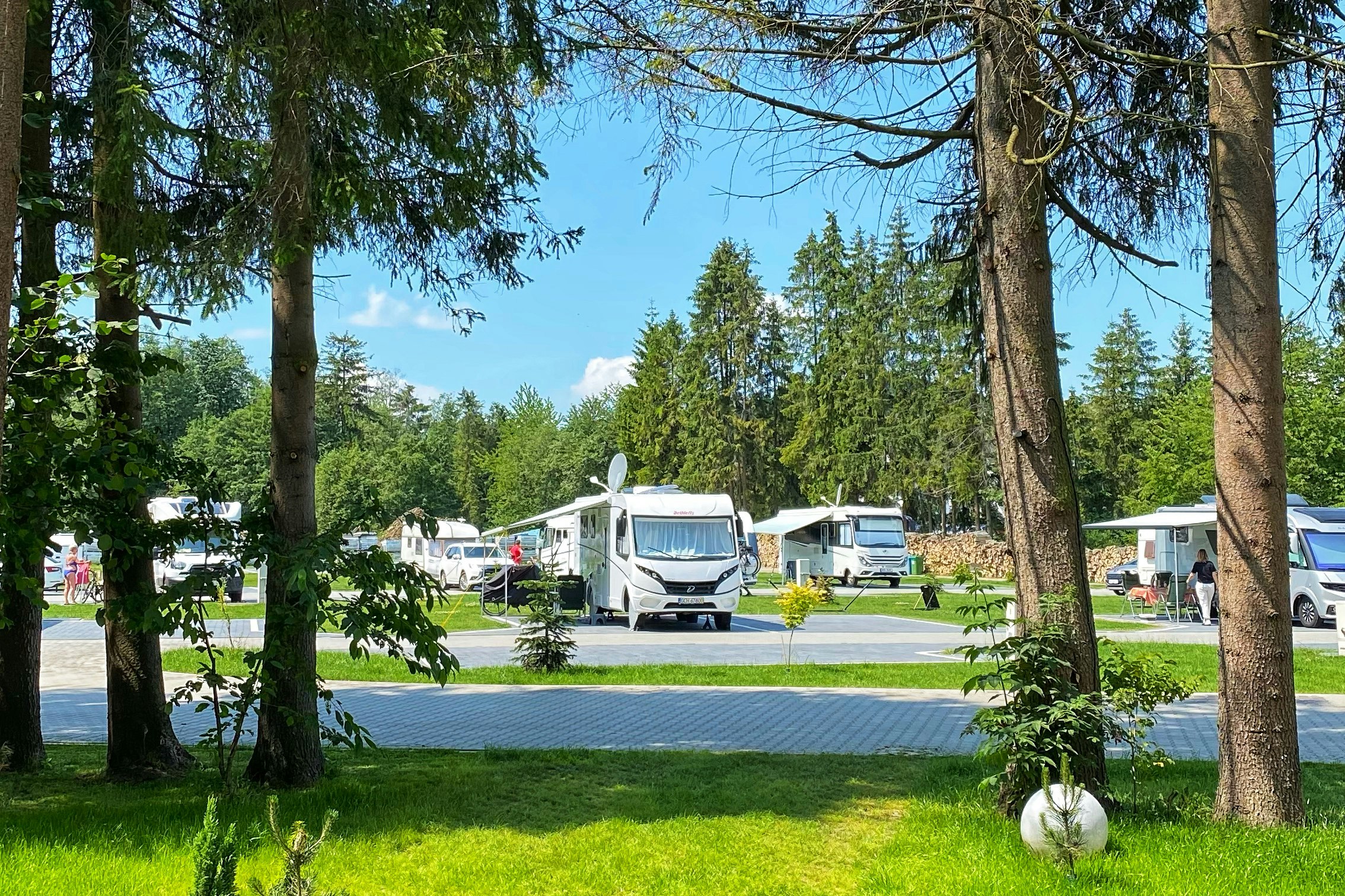 Camp Gorący Potok - Standplätze im Grünen auf dem Campingplatz
