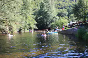 Camp Hammer - Blick auf den Fluss am Campingplatz