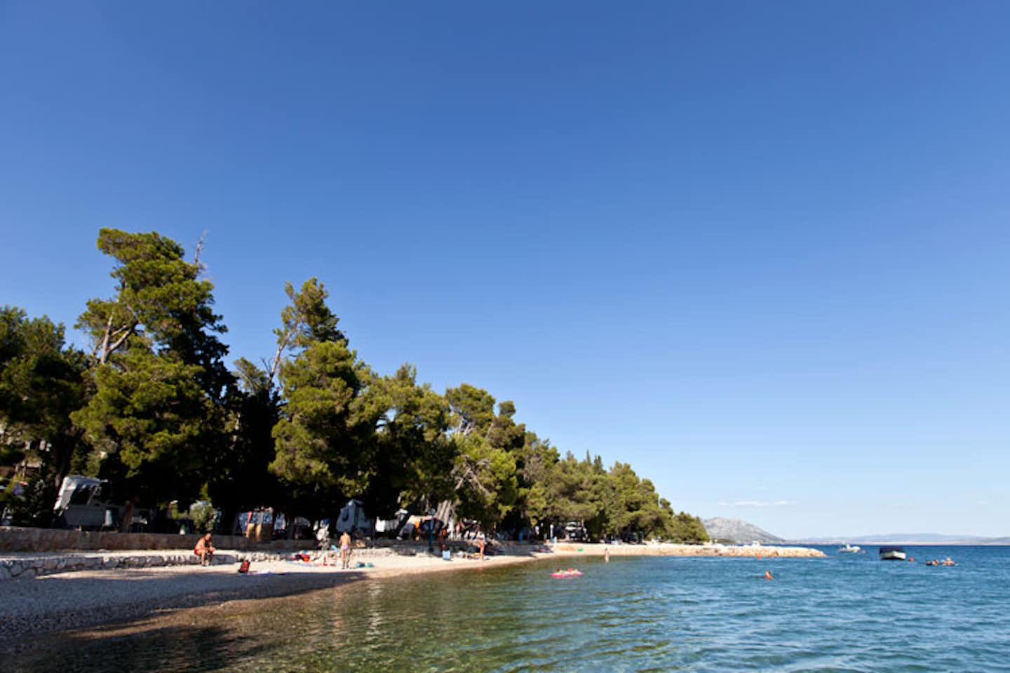 Camp Šibuljina  -  Campingplatz mit direktem Zugang zum Strand am Mittelmeer