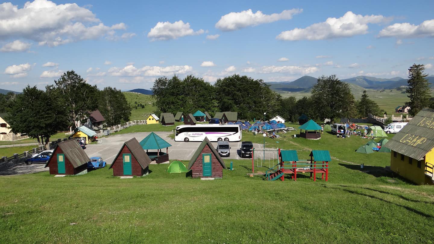 Camp Kod Boce - Übersicht auf das gesamte Campingplatz Gelände 
