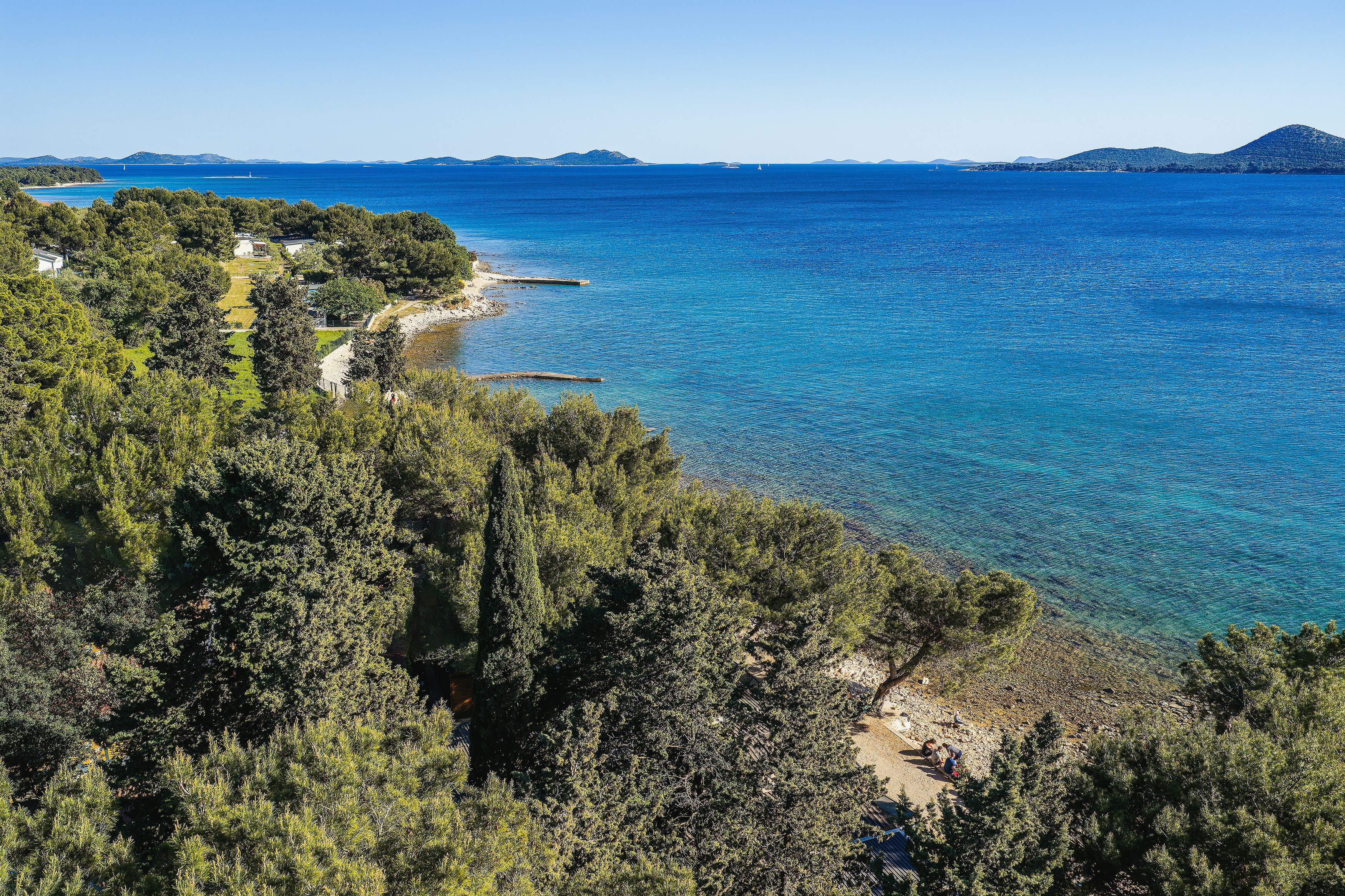 Camp Ljutić - Blick auf den Campingplatz am Strand