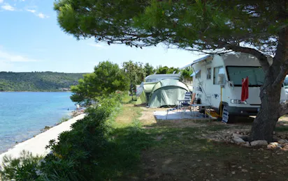 Camp Mandarino