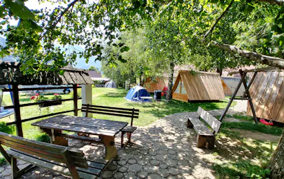 Camping & Glamping Cvet gora