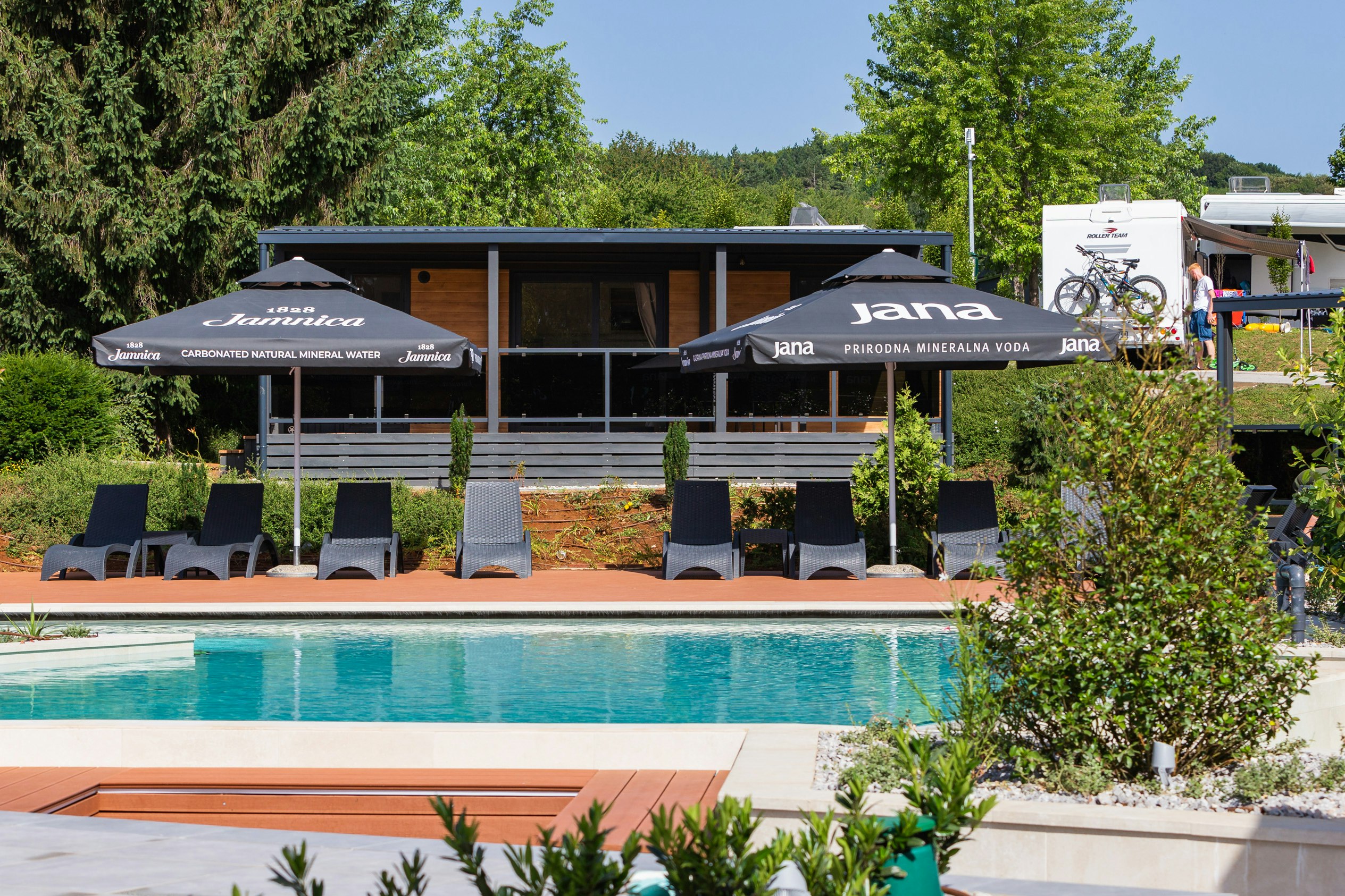 Camp Turist Grabovac - Premium-Mobilheim am Pool