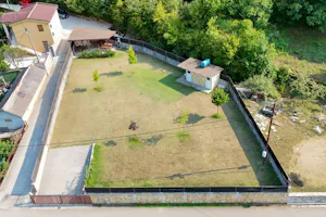 Camp Virpazar - Campingplatz aus der Vogelperspektive
