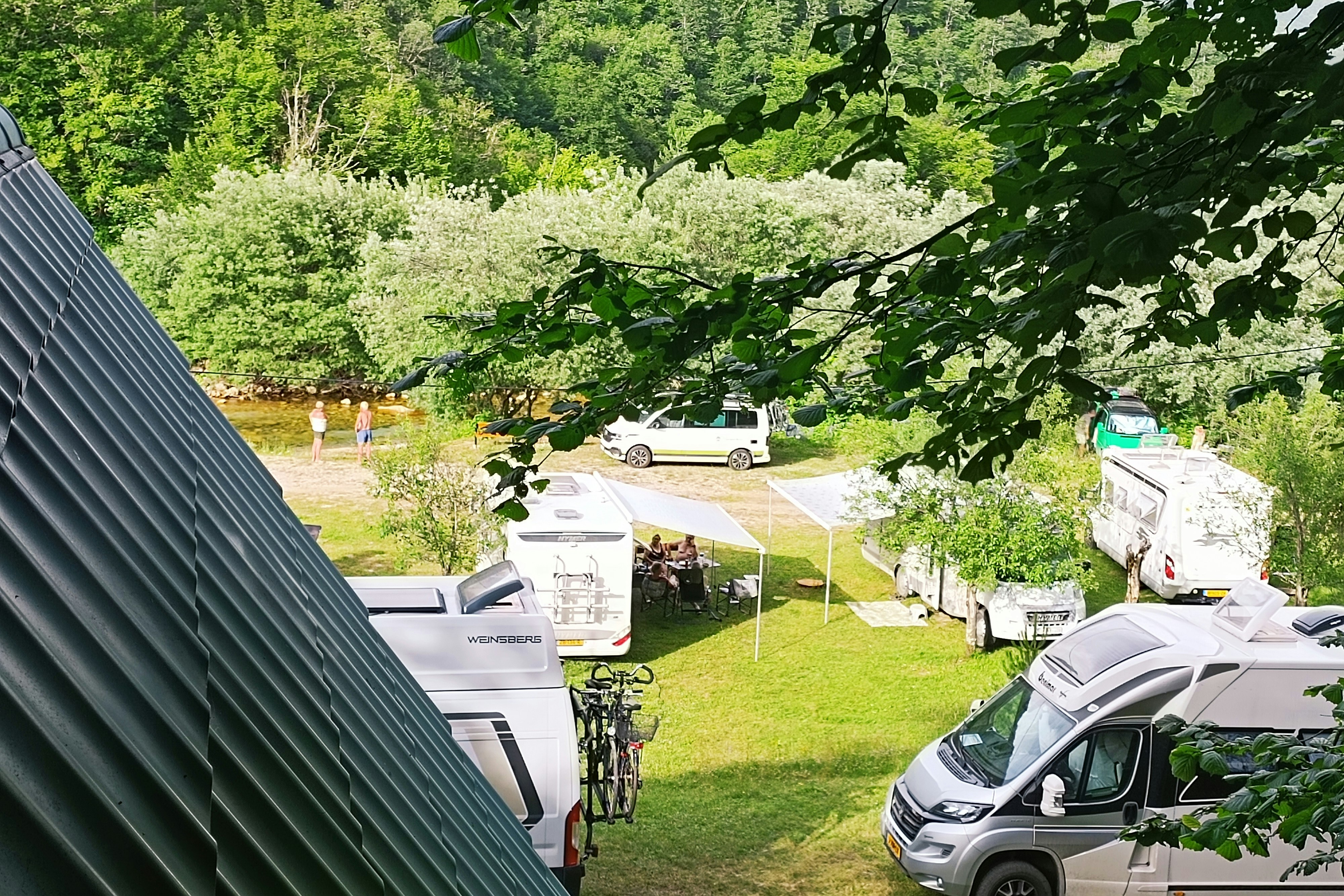 Camp Vrbnica - Standplatzwiese auf dem Campingplatz