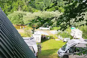 Camp Vrbnica - Standplatzwiese auf dem Campingplatz