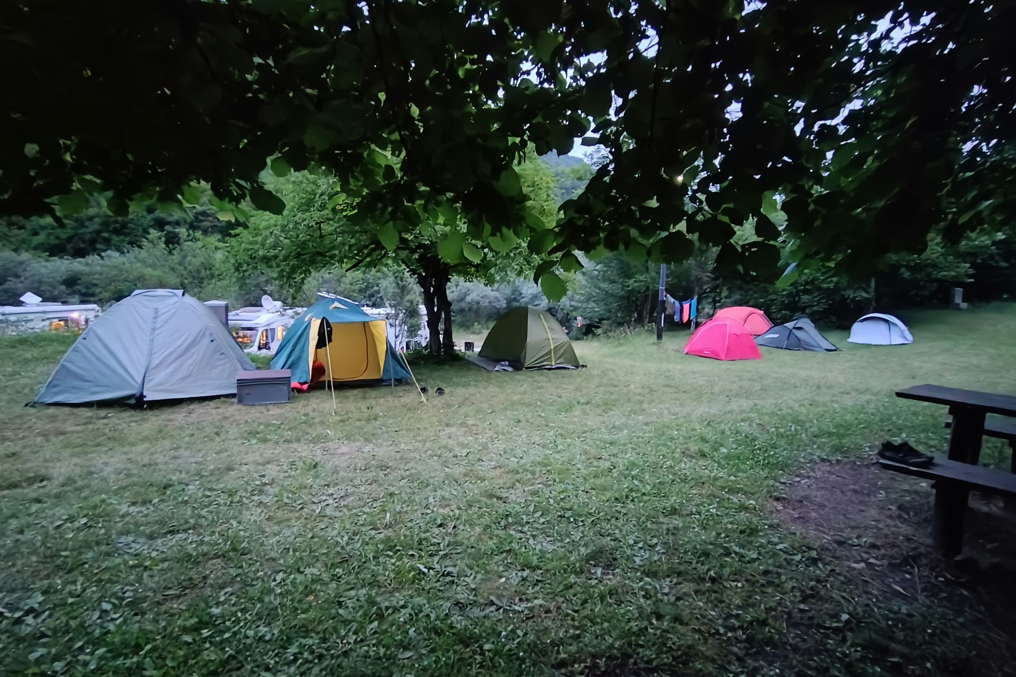 Camp Vrbnica - Zeltwiese auf dem Campingplatz