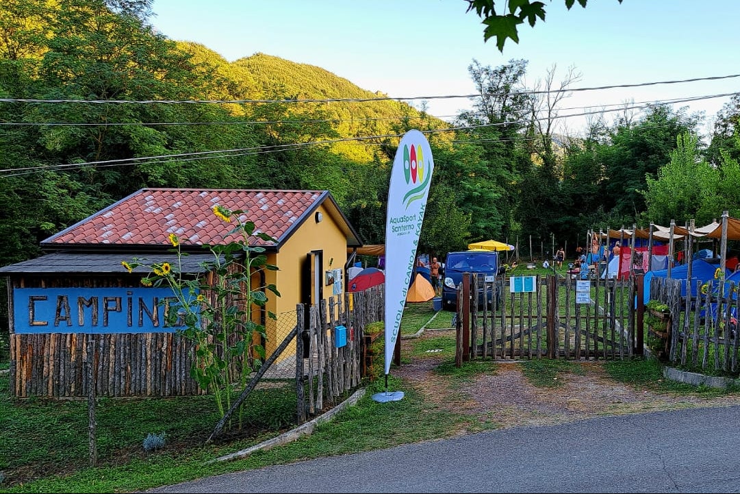 Campeggio Alidosi - Eingang zum Campingplatz