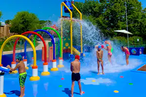Campeggio della Colombaia - Wasserspielplatz auf dem Campingplatz
