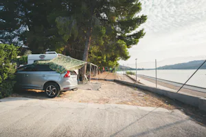 HolaCamp Mequinenza Camping 3 Estrellas Mequinenza - Standplatz Typ S