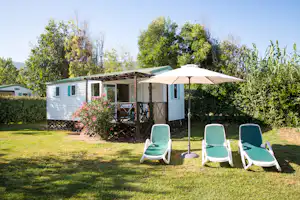 Camping A Marina - Mobilheim mit Veranda auf dem Campingplatz