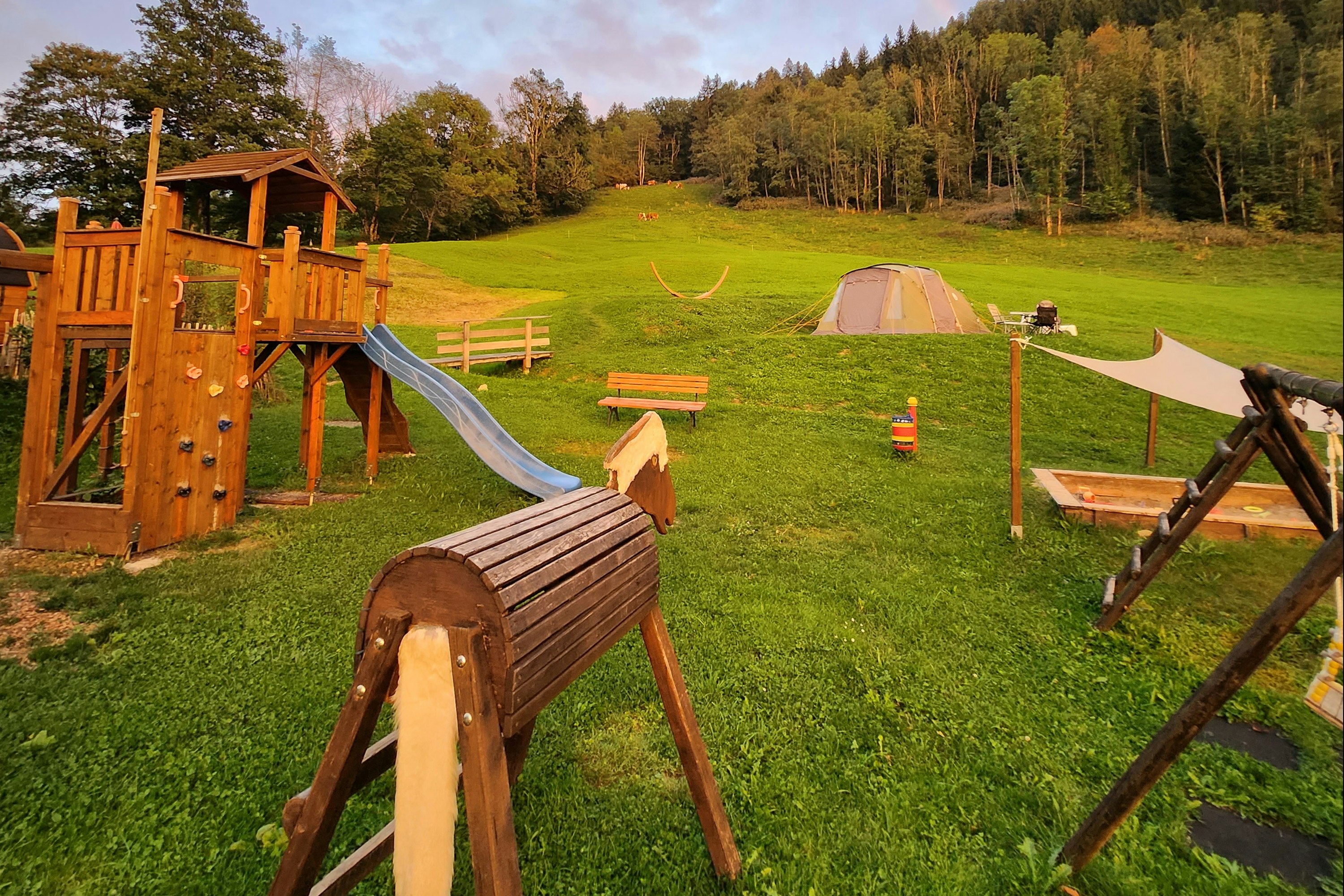 Camping Aach  - Kinderspielplatz auf dem Campingplatz