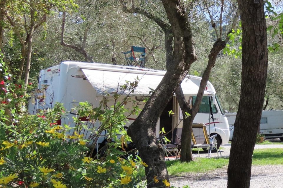 Camping Acqua Dolce - Standplätze auf dem Campingplatz