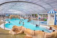 Camping Airotel La Roseraie - Indoor Schwimmbad für Kinder