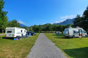 Camping Ajdovscina - Wohnmobil- und Wohnwagenstellplätze