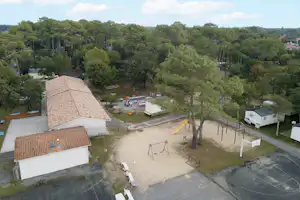 Camping Paradis Albret Camping Albret Plage - Kinderspielplatz auf dem Campingplatz