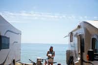 Camping Alfacs - Stellplätze direkt am Meer