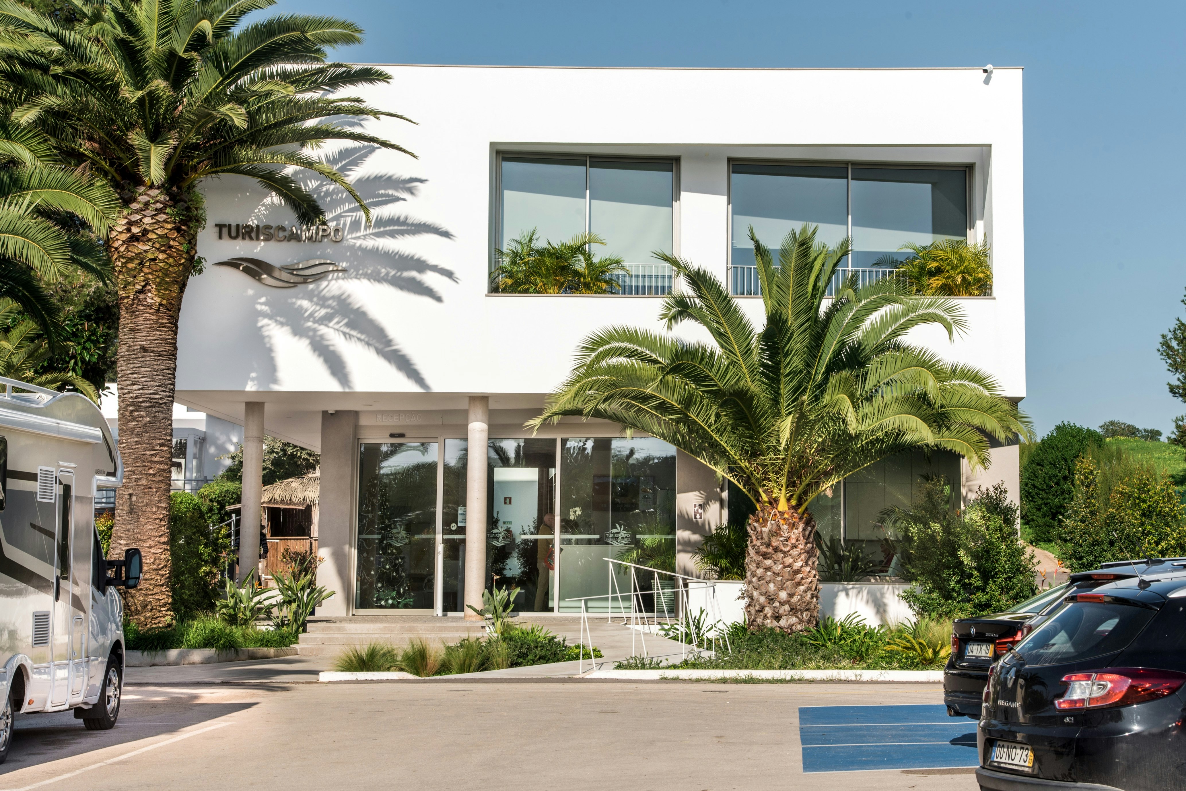 Yelloh! Village Algarve-Turiscampo - Außenansicht des Rezeptiongebäudes