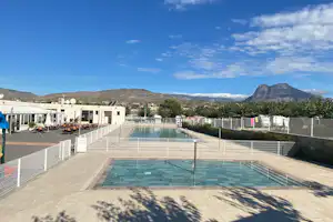 Camping Alicante Imperium - Freibad auf dem Campingplatz