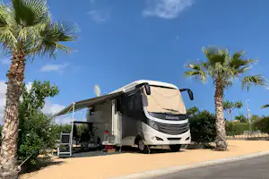 Camping Alicante Imperium - Wohnmobil- und Wohnwagenstellplätze auf dem Campingplatz