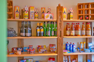 Campingplatz Das Kreuzeck Camping am Kreuzeck - Lebensmittelladen auf dem Campingplatz