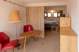 Camping am Kühlhaus Görlitz Inneneinrichtung und Ausstattung einer Mobilheim Mietunterkunft mit Doppelbett