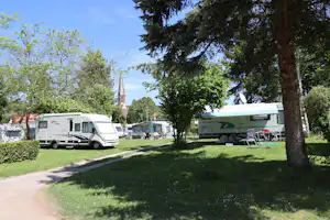 Camping Am Leinritt - Stellplätze auf der Wiese