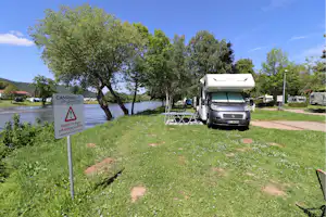 Camping Am Leinritt - Stellplätze direkt am Ufer